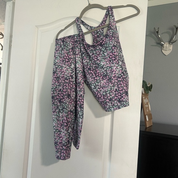 Sage Tops - Sage Floral Tank Top with matching leggings in Pink and Purple